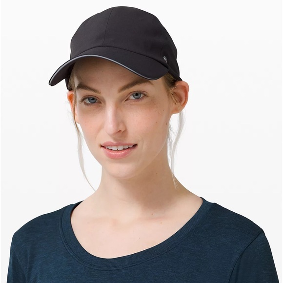 ❤️ Lululemon Fast and Free Black Hat NWOT - Picture 8 of 8
